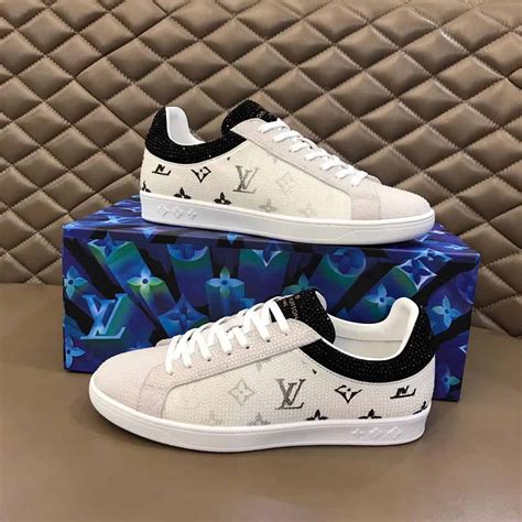 louis vuitton schoenen heren nep|louis vuitton men's sneakers.